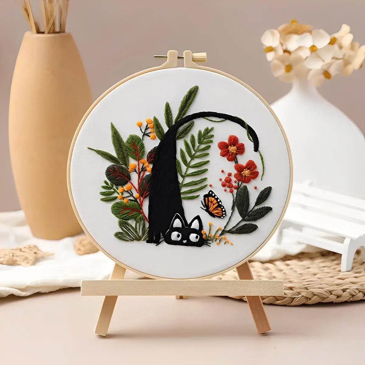 CraftHoop Black Cat Charm Embroidery Kit