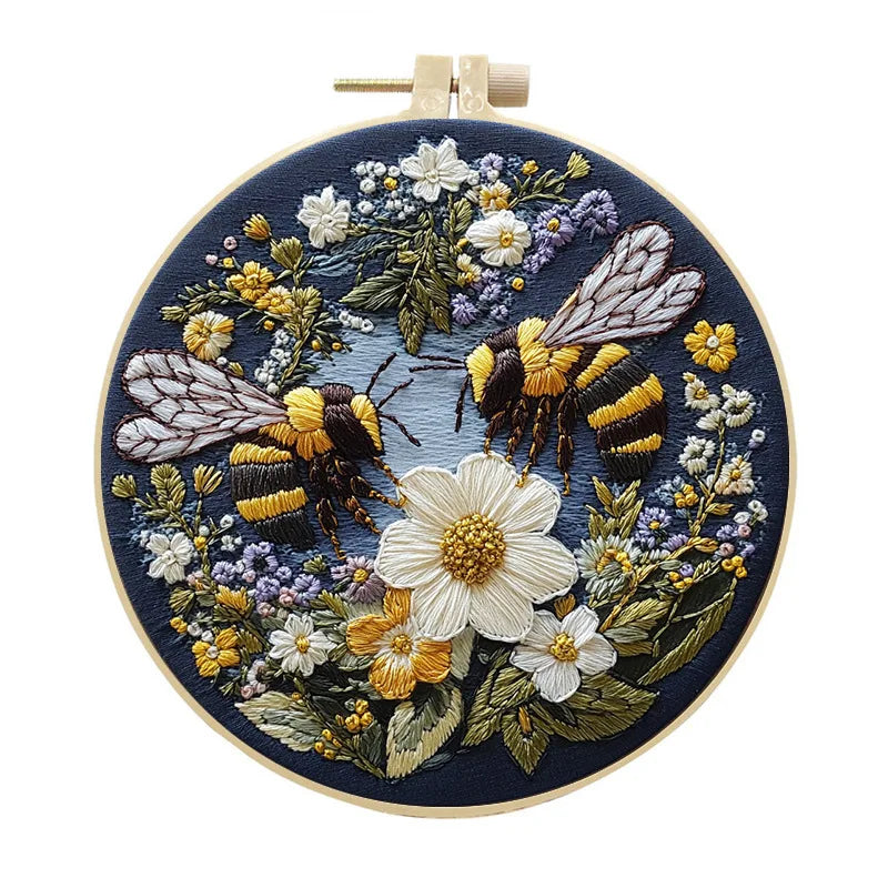 CraftHoop Buzz & Bloom Embroidery Kit