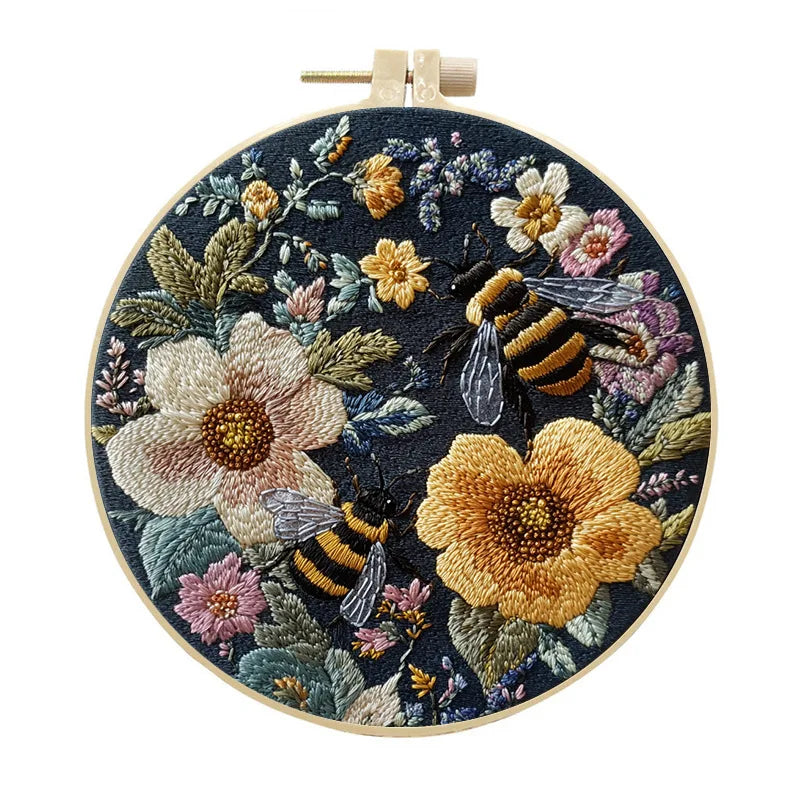 CraftHoop Buzz & Bloom Embroidery Kit