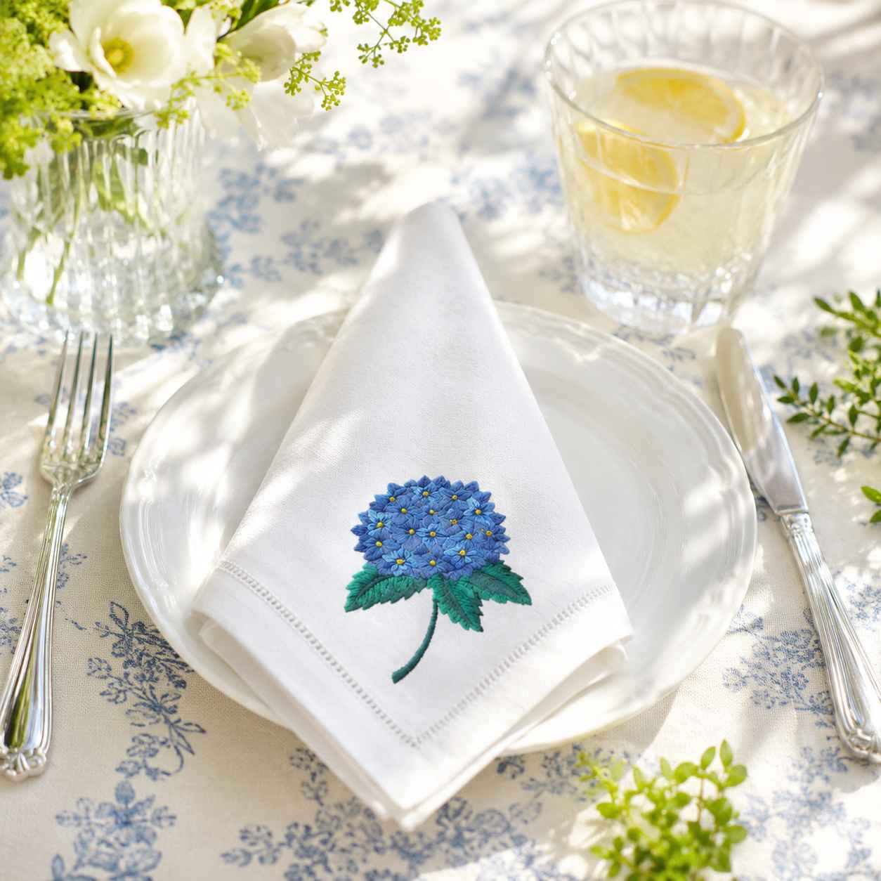 CraftHoop Hydrangea Embroidered Cloth Napkins – Set of 4