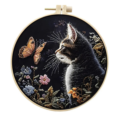 CraftHoop Cat Charm Embroidery Kit