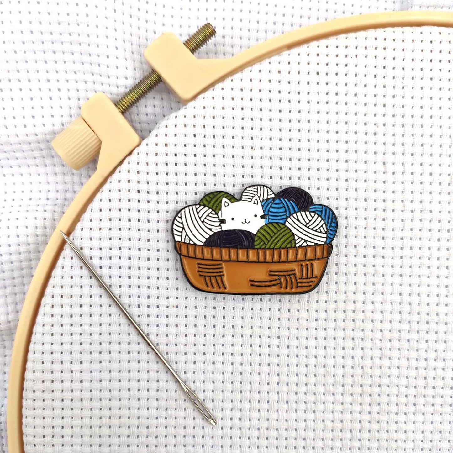 Magnetic Needle Holders: Cozy Cat