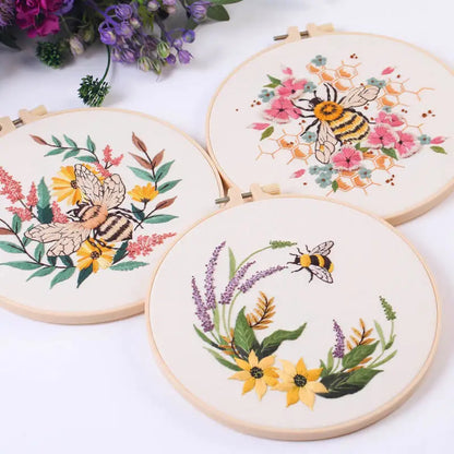 CraftHoop Bee & Bloom Embroidery Kit
