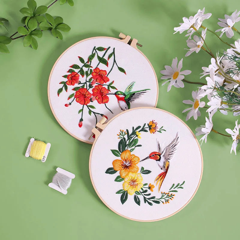 CraftHoop 3-Piece Set Hummingbird Embroidery Kit