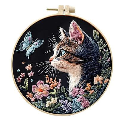 CraftHoop Cat Charm Embroidery Kit