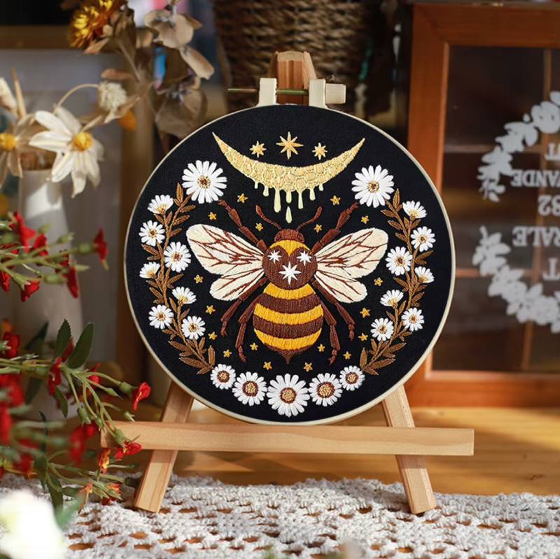 CraftHoop Midnight Buzz Embroidery Kit