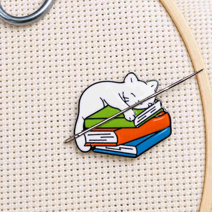 Magnetic Needle Holders: Cats & Books